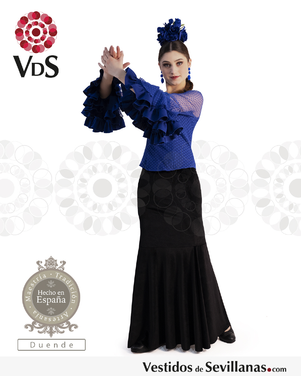 Falda negra baile flamenco